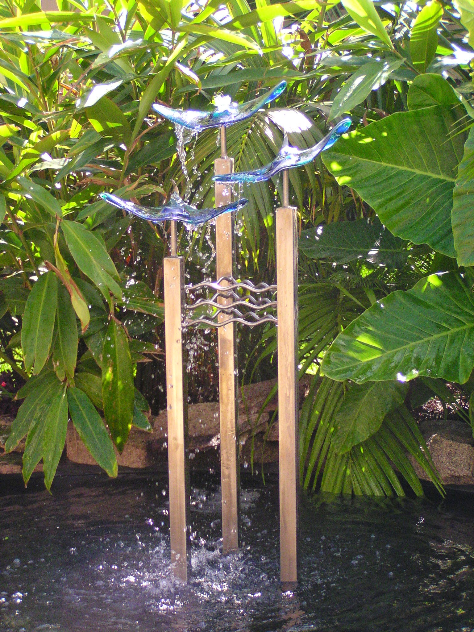 Water feature pond